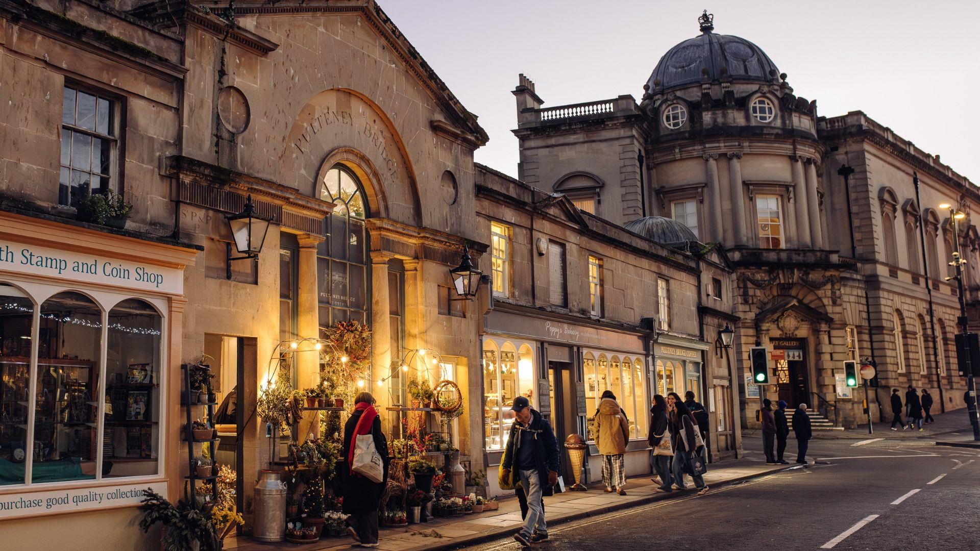 Pulteney Bridge Christmas lights