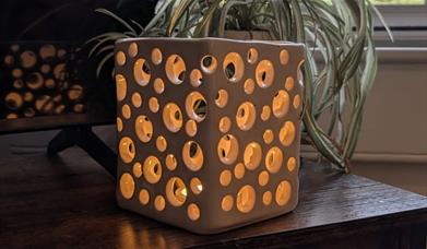 Ceramic lamp making workshop 