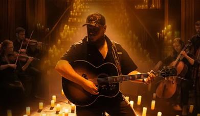 Luke Combs UK