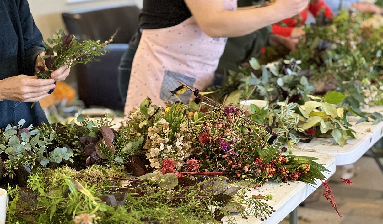 Images: Derry Hill Florist Bowood
