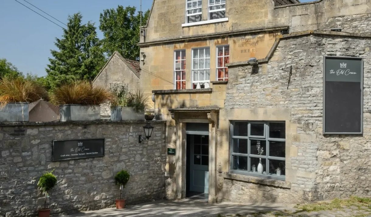 The Old Crown, Weston