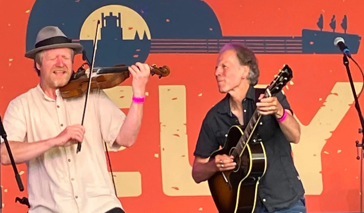 Brooks Williams & Aaron Catlow